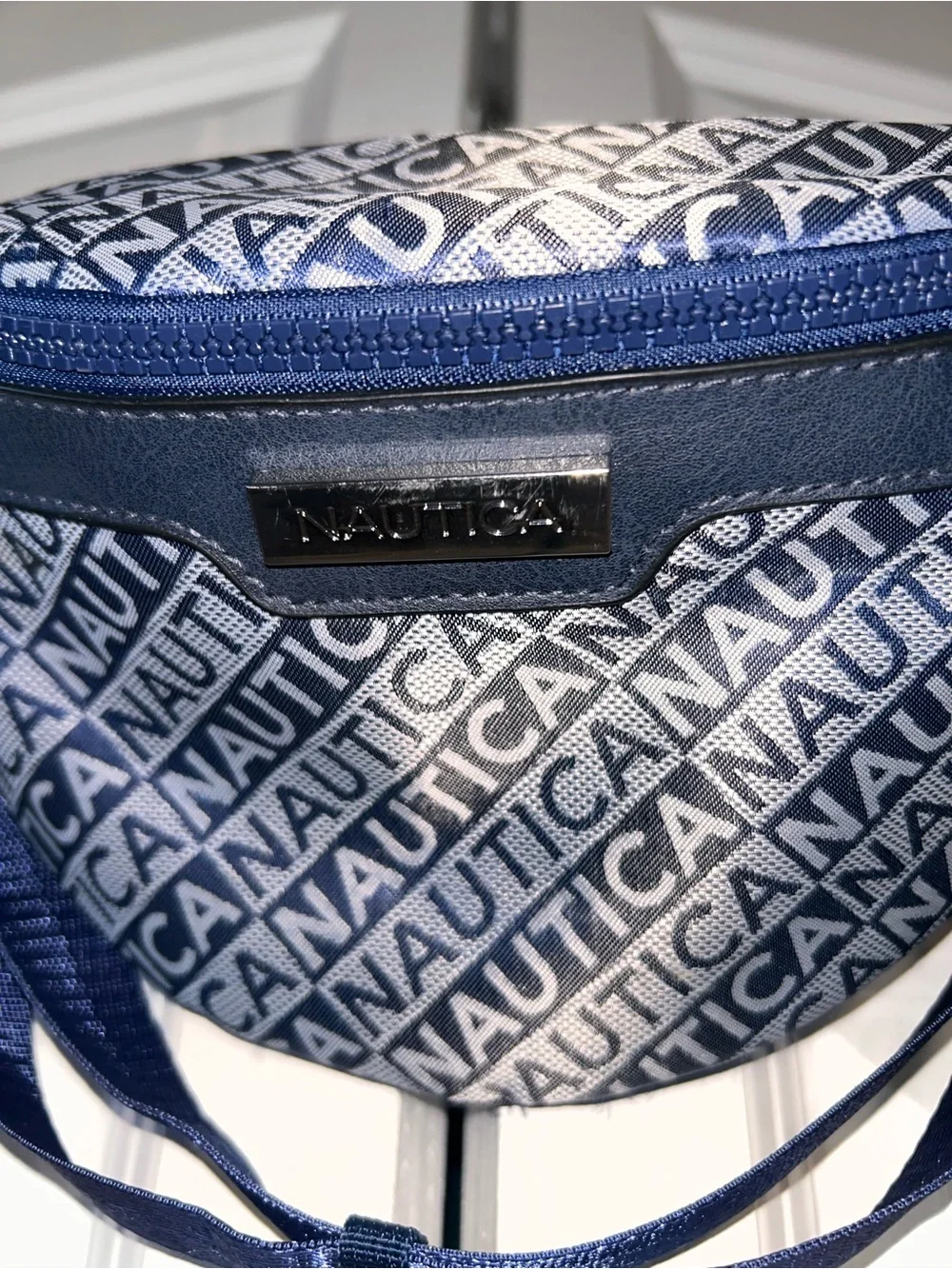 Nautica repeat logo